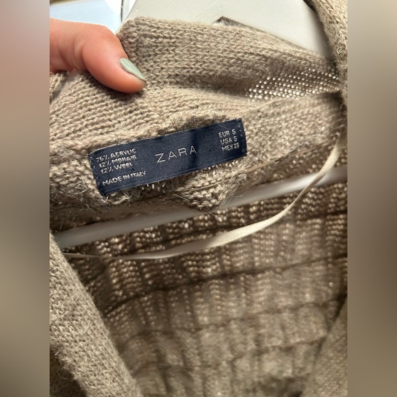 Vintage Zara Chic perfect for winter Top - Picture 2 of 4